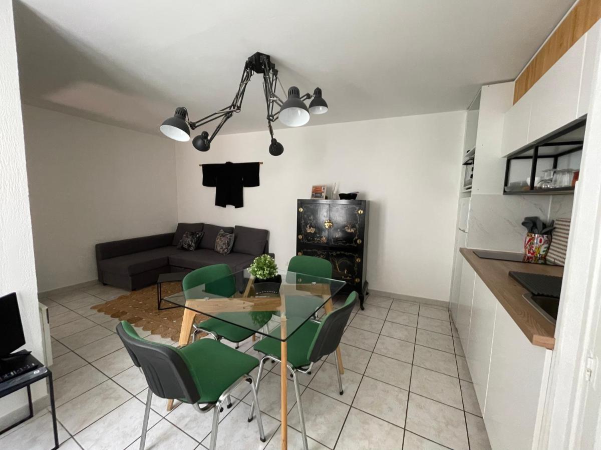 Le Trois Nourrices Apartment นาร์บอนน์ ภายนอก รูปภาพ